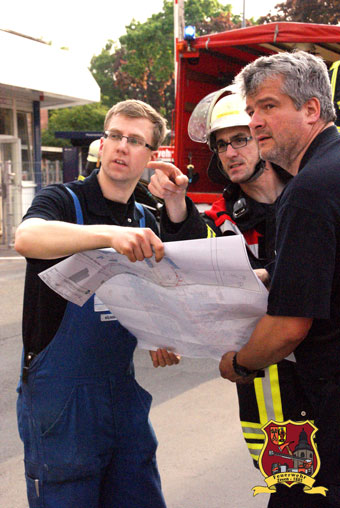 2013-05-30w-Feuerwehr-und-F